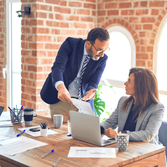 Reaction Pro Krypto-Investment-Experten-Team